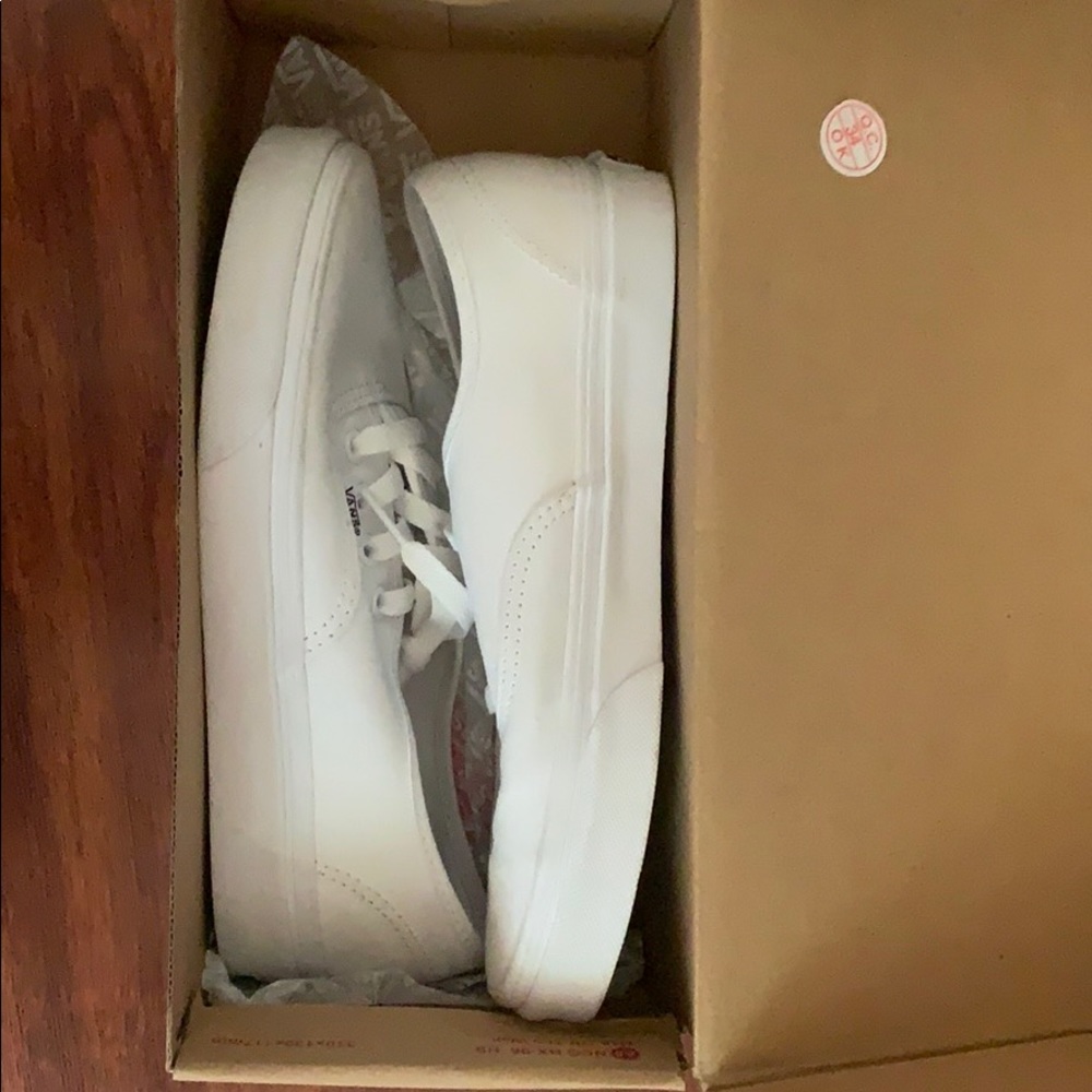 white authentic vans